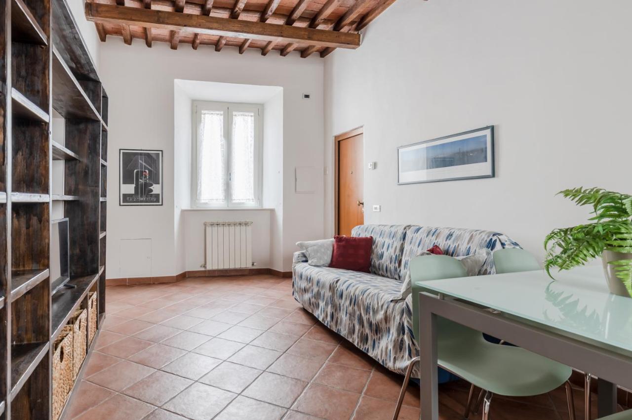 Lucca - Piazza Dell'Anfiteatro Central Apartment! Exterior foto